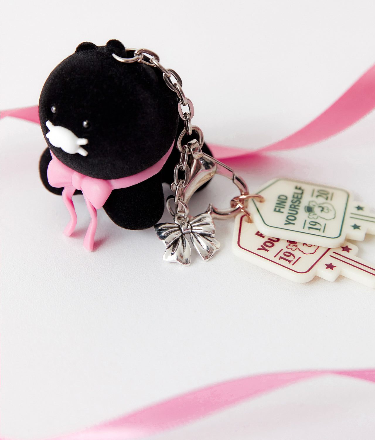 KAKAO FRIENDS - Noir Figurine Porte-cles Chunsik - Detail 3