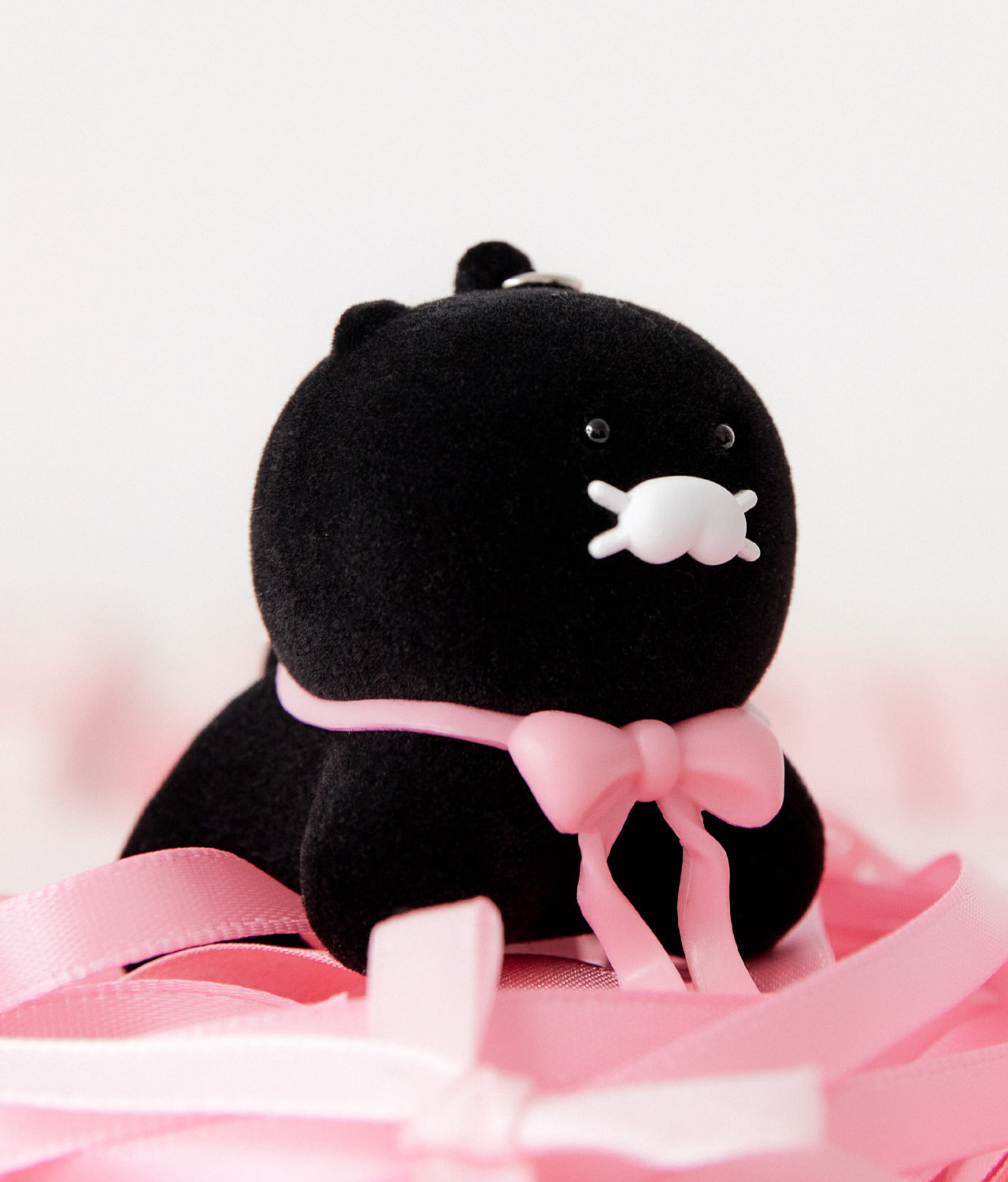 KAKAO FRIENDS - Noir Figurine Porte-cles Chunsik - Detail 6