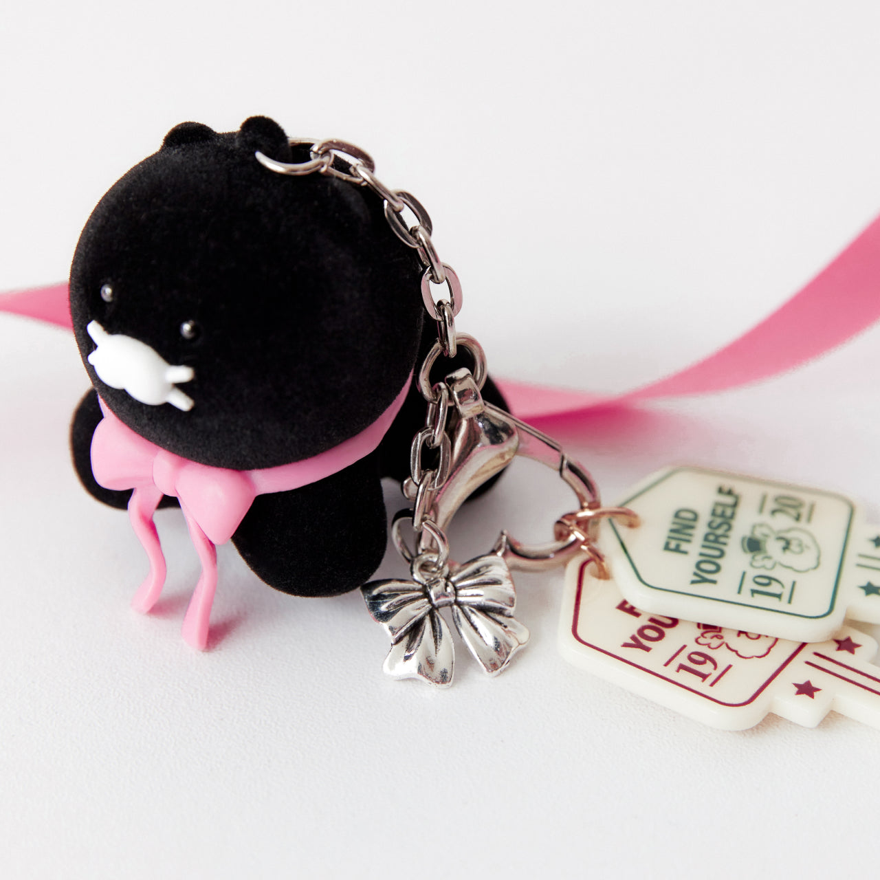 KAKAO FRIENDS - Noir Figurine Porte-cles Chunsik