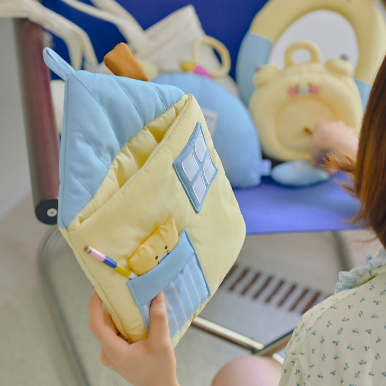 KAKAO FRIENDS - CHOONHOUSE Coussin Chunsik