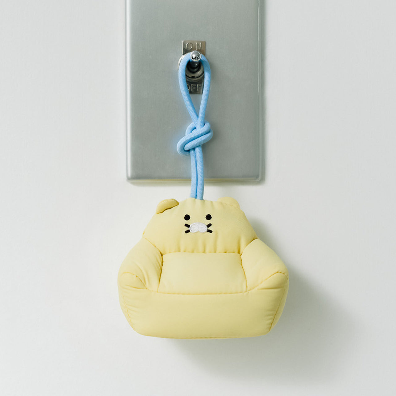 KAKAO FRIENDS - CHOONHOUSE Coussin Porte-cles 2P Chunsik