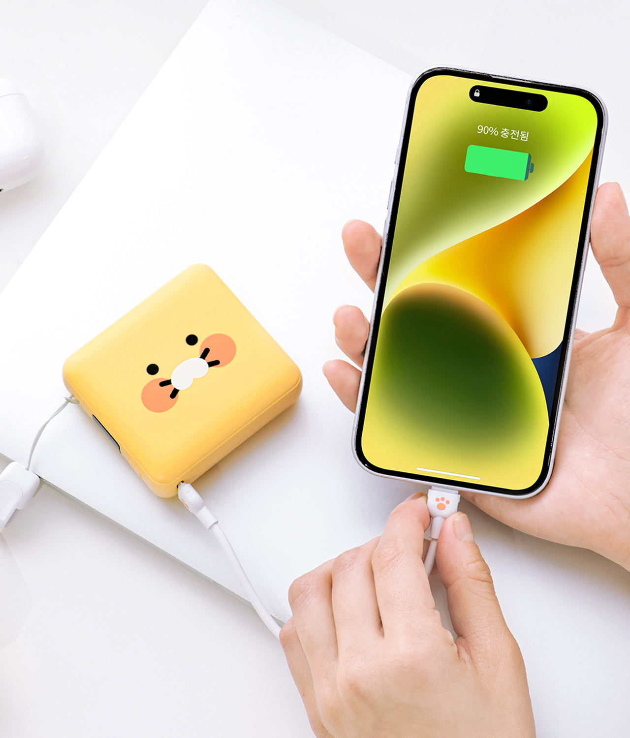KAKAO FRIENDS - Mini Batterie Externe 10,000 Chunsik - Detail 4