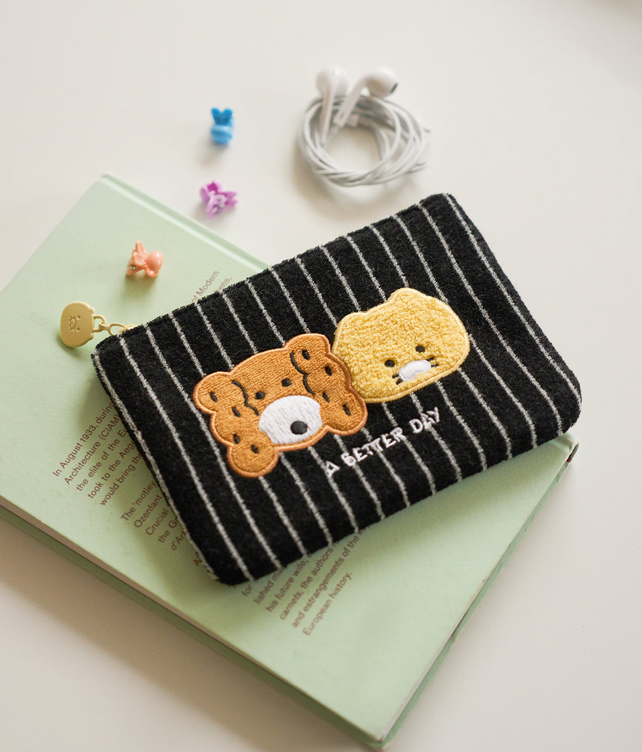KAKAO FRIENDS - FRIENDAY Pochette Noir Chunsik - Detail 4