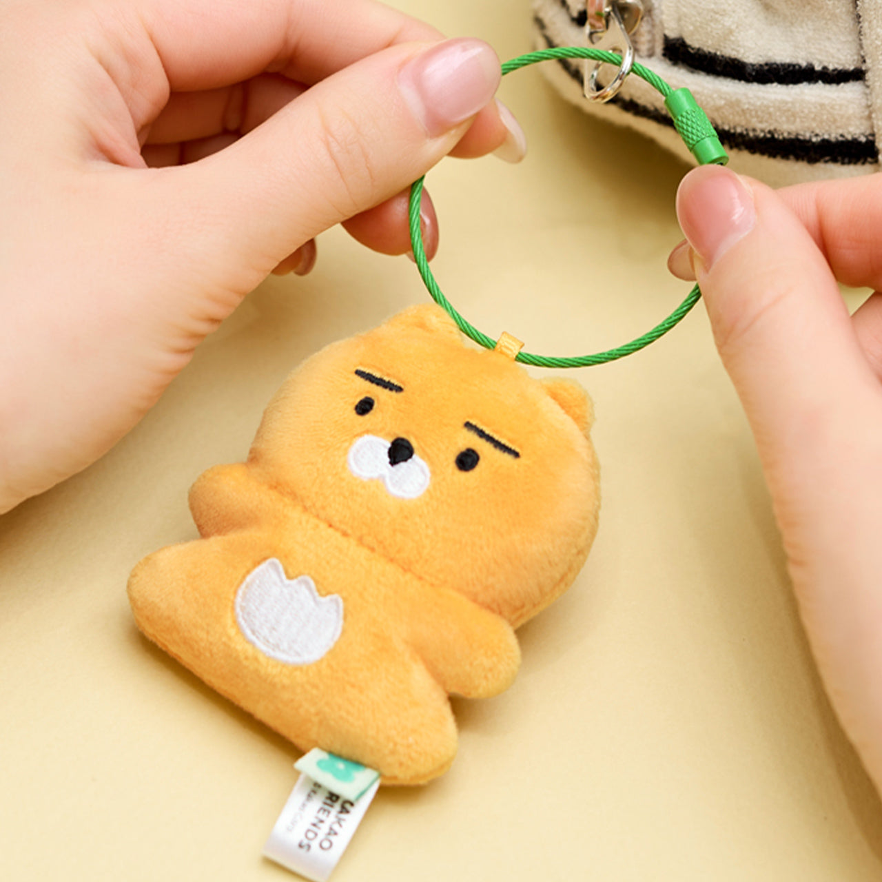 KAKAO FRIENDS - Porte-cles Ryan