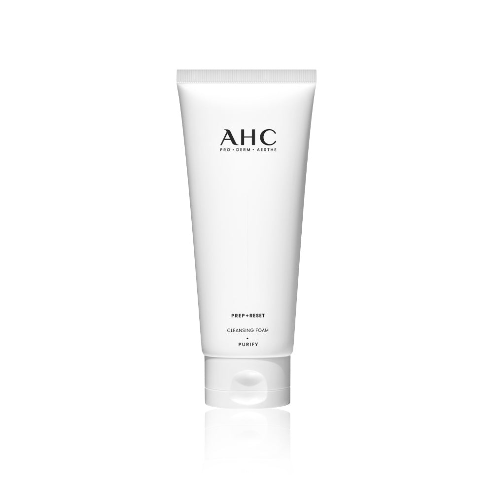 AHC Prep Reset Cleansing Foam 150ml, mousse nettoyante AHC sur fond blanc, produit de soin pour le visage.