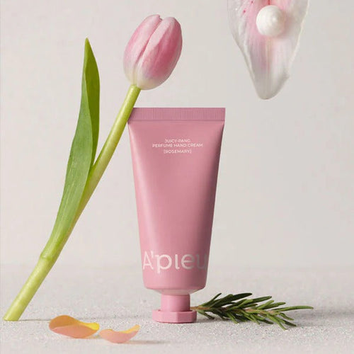 A'PIEU Juicy Pang Perfume Hand Cream 30ml avec des fleurs roses et des herbes aromatiques, 30ml crème pour les mains parfumée.