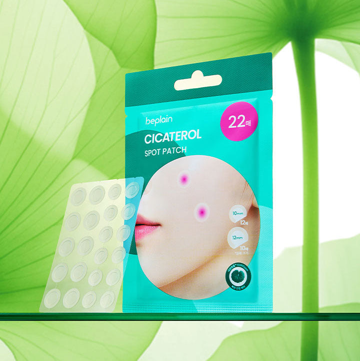 BEPLAIN Cicaterol Spot Patch 110 Sheets : pack de patchs cicatérisants sur fond vert, feuilles en arrière-plan.