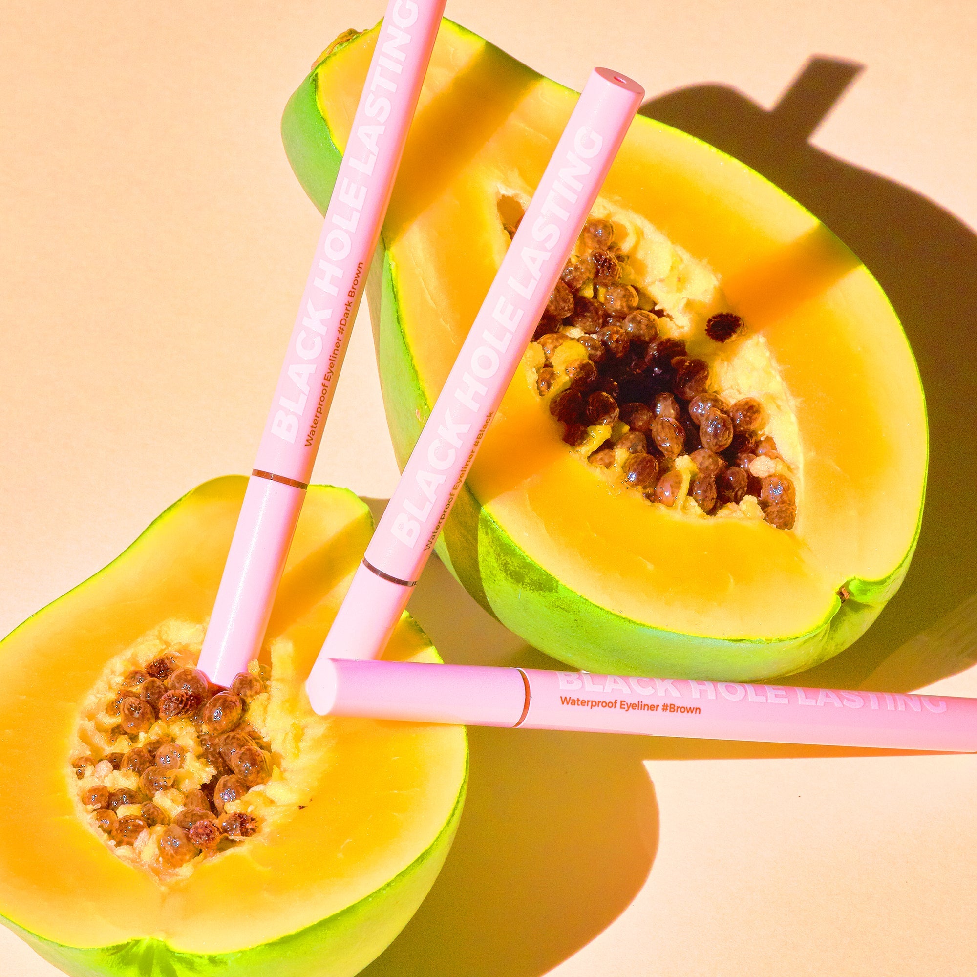 BLESSED MOON Blackhole Lasting Waterproof Eyeliner disponible sur Ma petite Coree, ton Eshop 100% K-beauty en direct de Seoul