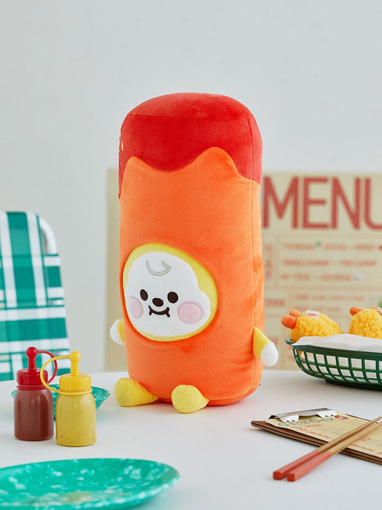 BT21 CHIMMY BABY PLUSH DOLL BUNSIK, peluche officielle Jimin BTS, sur bureau avec accessoires, fond menu, style chambre
