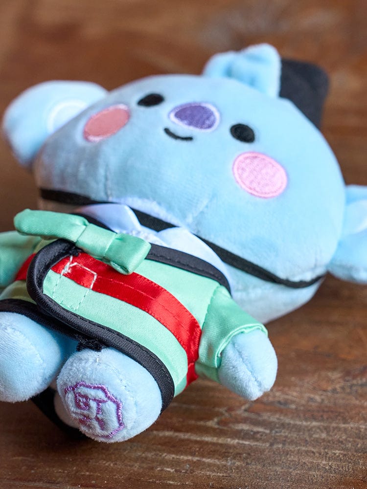 BT21 KOYA BABY PLUSH DOLL K-EDITION 2, peluche koala Koya, officielle LINE, décor chambre, posée sur bois, tissu doux
