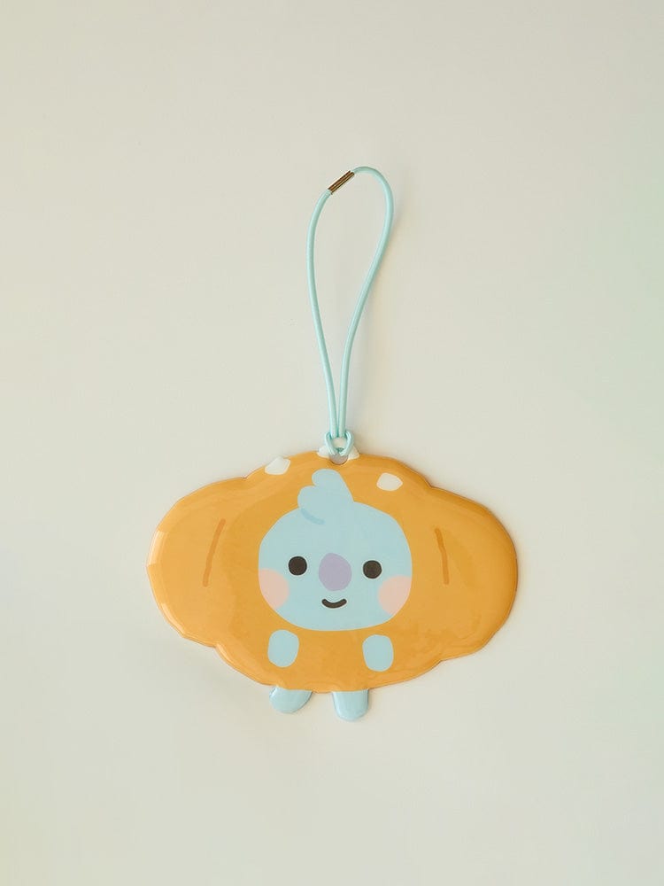 BT21 KOYA BABY PVC NAME TAG BAKERY SHOP, nom tag bébé KOYA koala sur fond clair, accessoire voyage LINE FRIENDS.