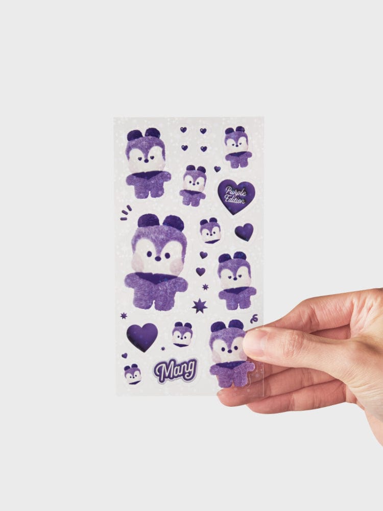 BT21 MANG minini STICKERS PURPLE OF WISH EDITION : stickers violets MANG et petits personnages BT21, main les tient sur fond clair.