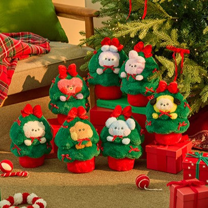 BT21 Minini Petit Holiday Tree Plushy disponible sur Ma petite Coree, ton Eshop 100% K-beauty en direct de Seoul
