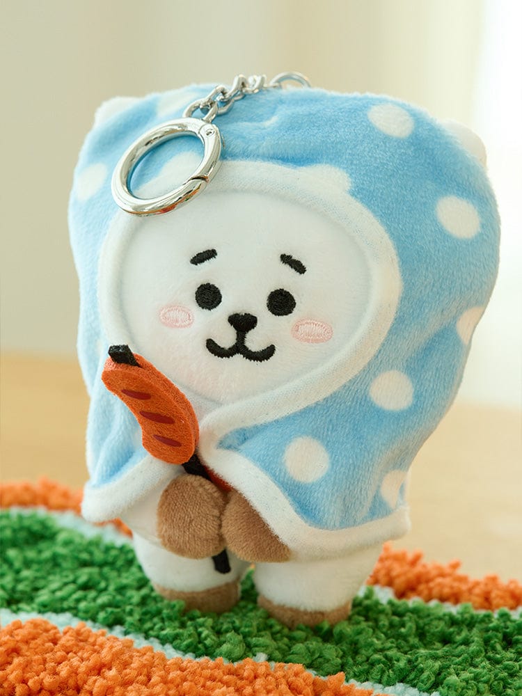 BT21 RJ DOLL KEYRING CAMPFIRE : porte-clés officiel LINE FRIENDS, mini peluche RJ alpaga sur décor chaud, fan K-pop.