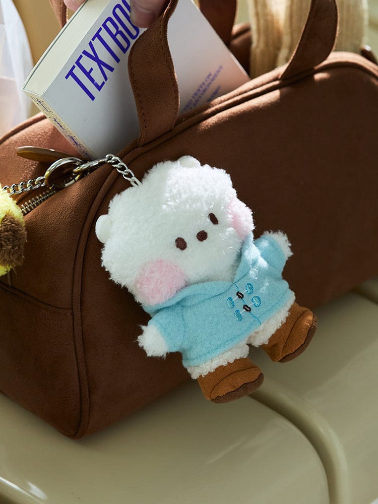 BT21 RJ minini DOLL KEYRING BOOTS EDITION : porte-clés alpaga RJ sur sac marron, style boots, fan K-pop BTS.