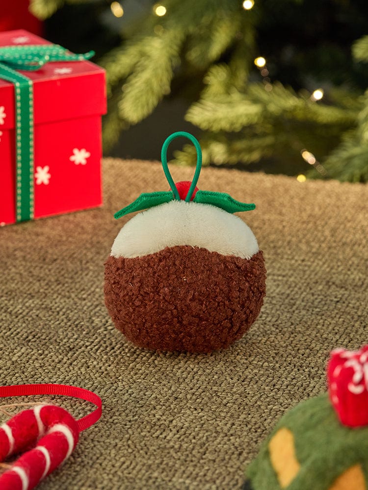 BT21 SHOOKY mini minini ORNAMENT PLUSH KEYRING PETITE HOLIDAY : porte-clés en peluche SHOOKY sur tapis, décor sapin de Noël