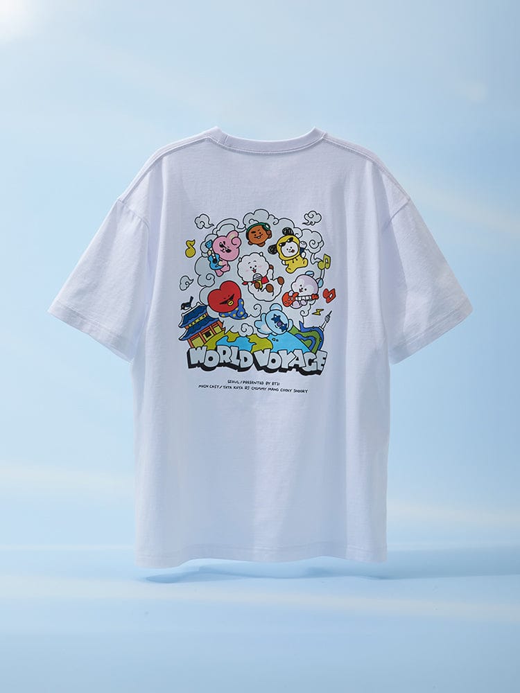 BT21 SHORT SLEEVE T-SHIRT WHITE WORLD VOYAGE, t-shirt blanc officiel LINE FRIENDS avec personnages World Dayz sur fond bleu