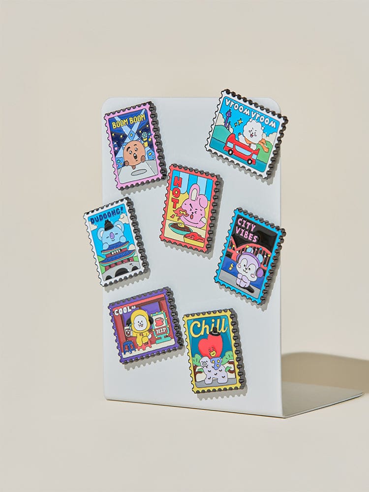 BT21 metal magnet SEOUL EDITION : magnets métalliques BT21 LINE FRIENDS avec personnages, fond bureau/école, vue produit.
