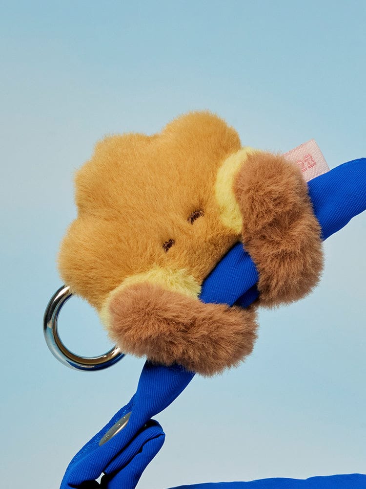 BT21 mini minini MAGNET PLUSH KEYRING HUG ME : porte-clés peluche HUG me LINE FRIENDS, sur fond bleu ciel, motif câlin.