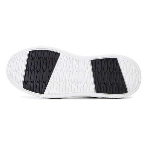 BTS x The Planet Oneil Shoes - Black (HSBTS012 199), semelle noire et blanche, vue de dessous, fond clair.