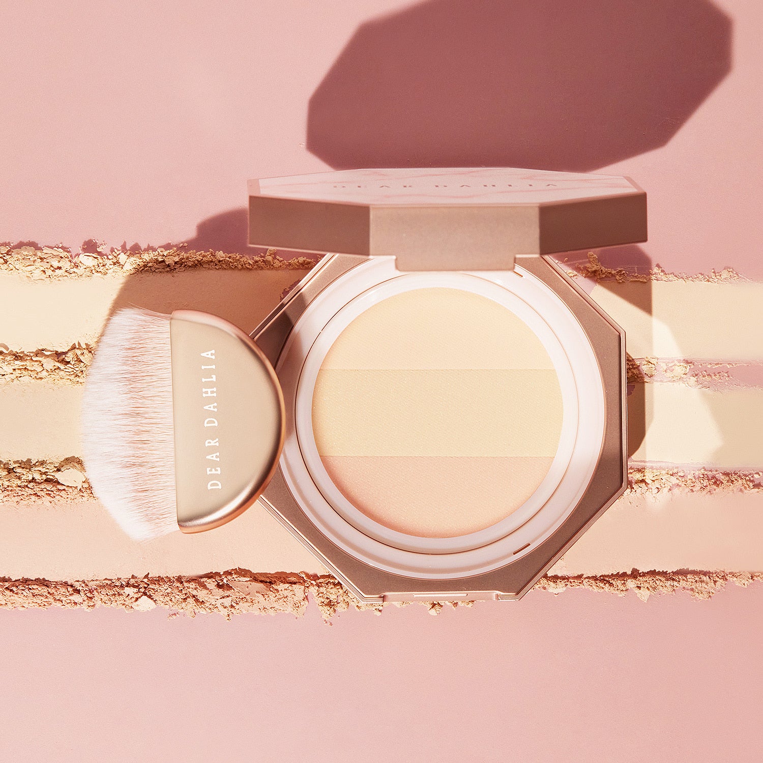 DEAR DAHLIA Blooming Edition Sheer Light Finishing Powder disponible sur Ma petite Coree, ton Eshop 100% K-beauty en direct de Seoul