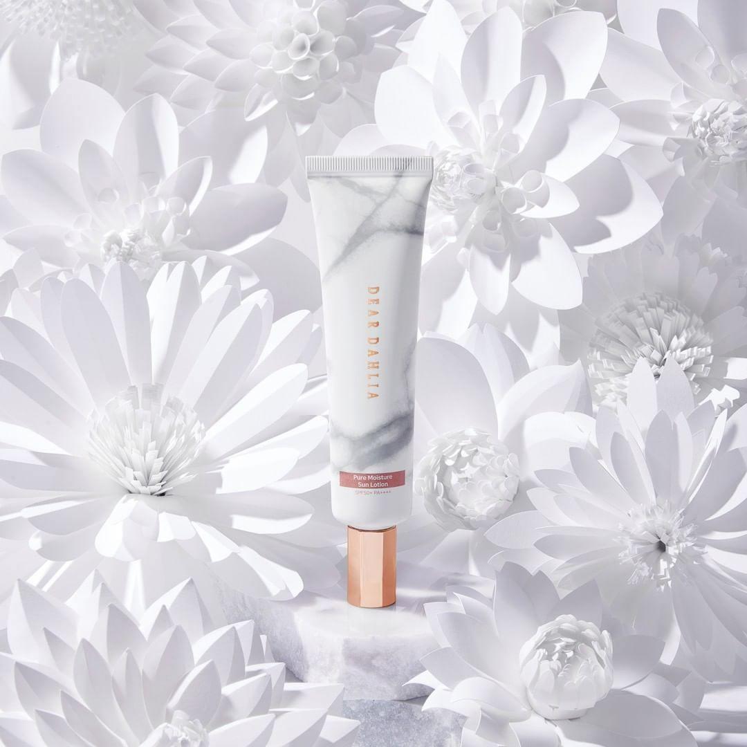 DEAR DAHLIA Skin Paradise Pure Moisture Sun Lotion disponible sur Ma petite Coree, ton Eshop 100% K-beauty en direct de Seoul