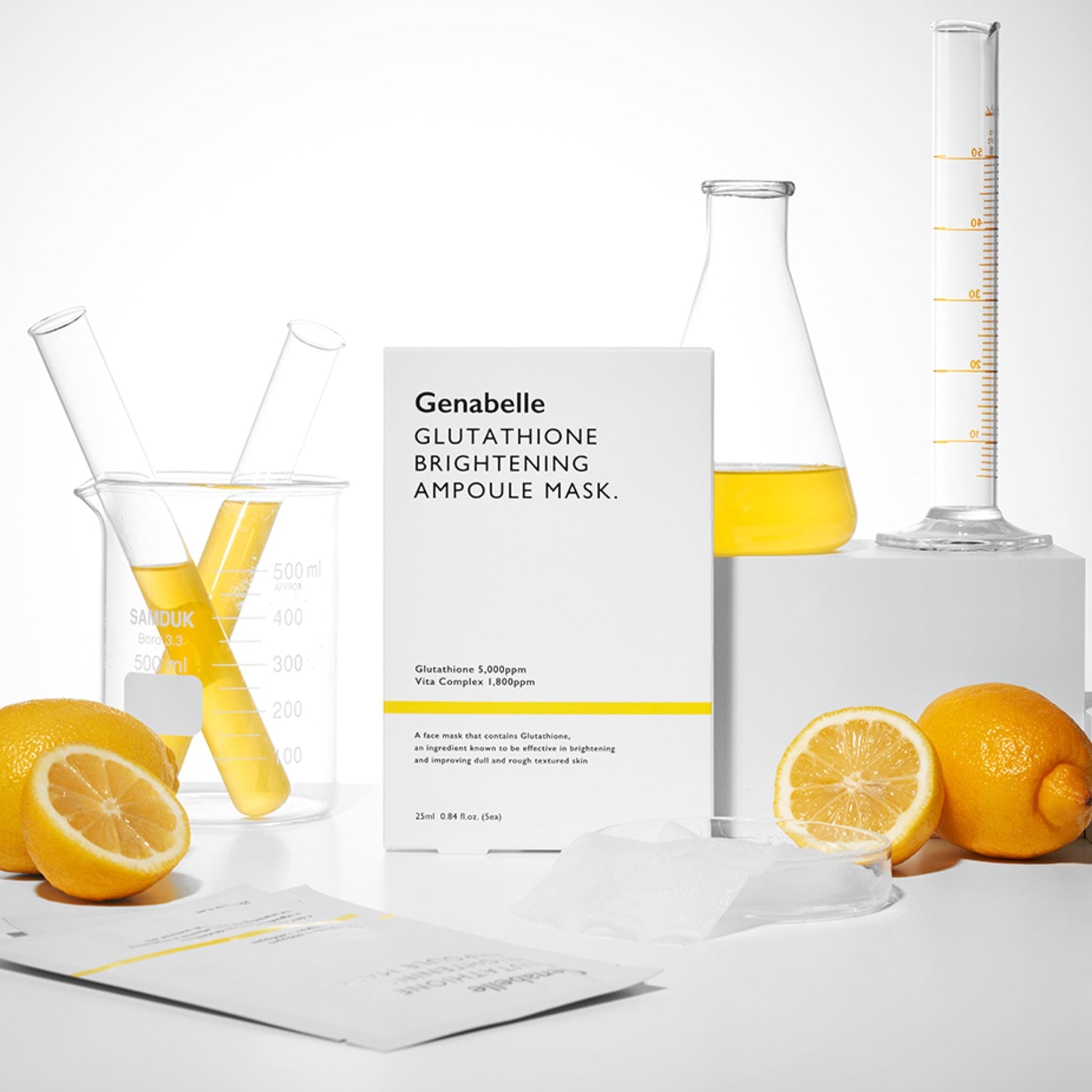 Image du produit GENABELLE Glutathione Brightening Ampoule Mask 5ea avec tubes de laboratoire et citrons en décor.