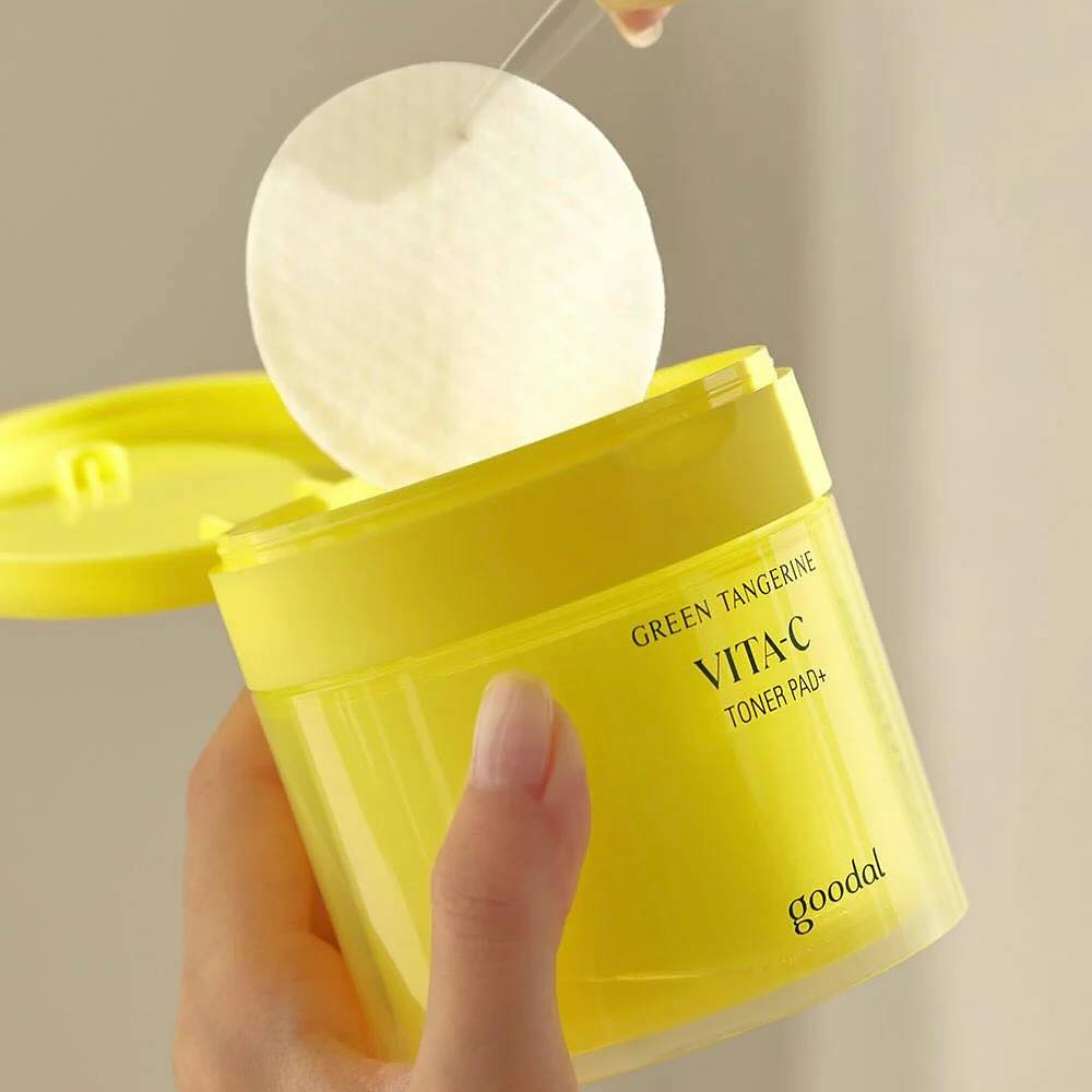 GOODAL Green Tangerine Vita C Dark Spot Care Pad 70p 160ml