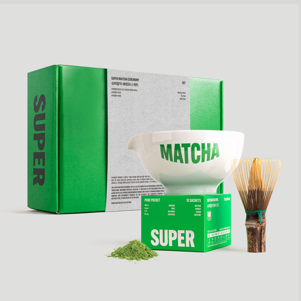HIT THE TEA Super Matcha Caremony Set (Cha Seon+Cha Wan+Pure 10) avec accessoires de thé traditionnels.