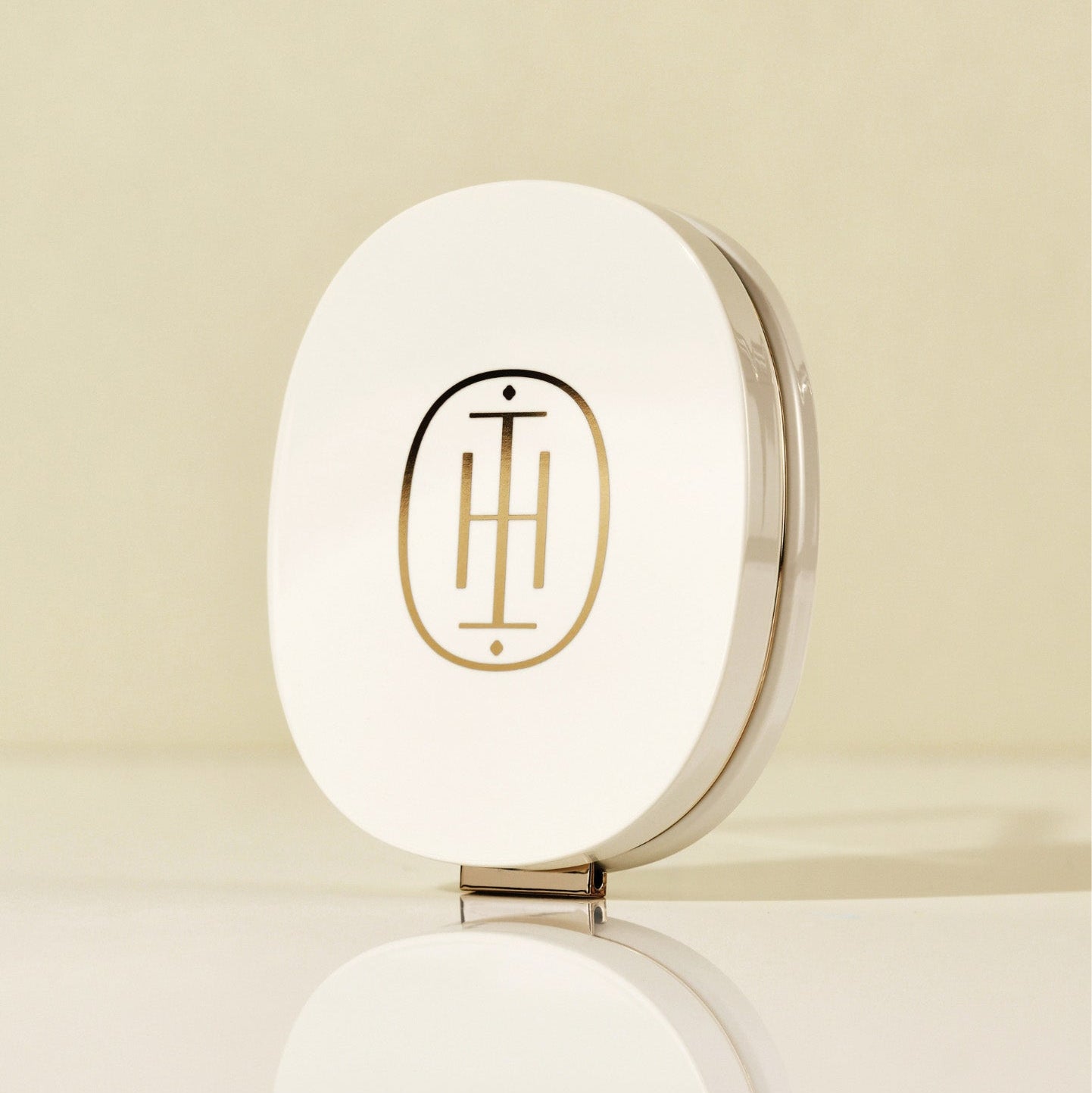 HOLITUAL Enriched Radiance Cushion