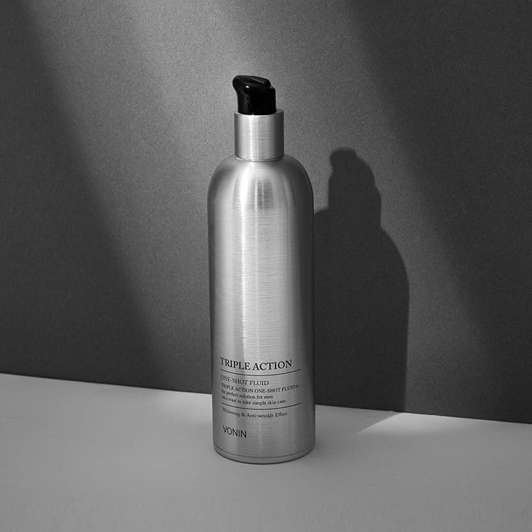 ISAKNOX Bonin Triple One Shot Fluid 180ml : flacon argenté sur fond sombre, style photo produit