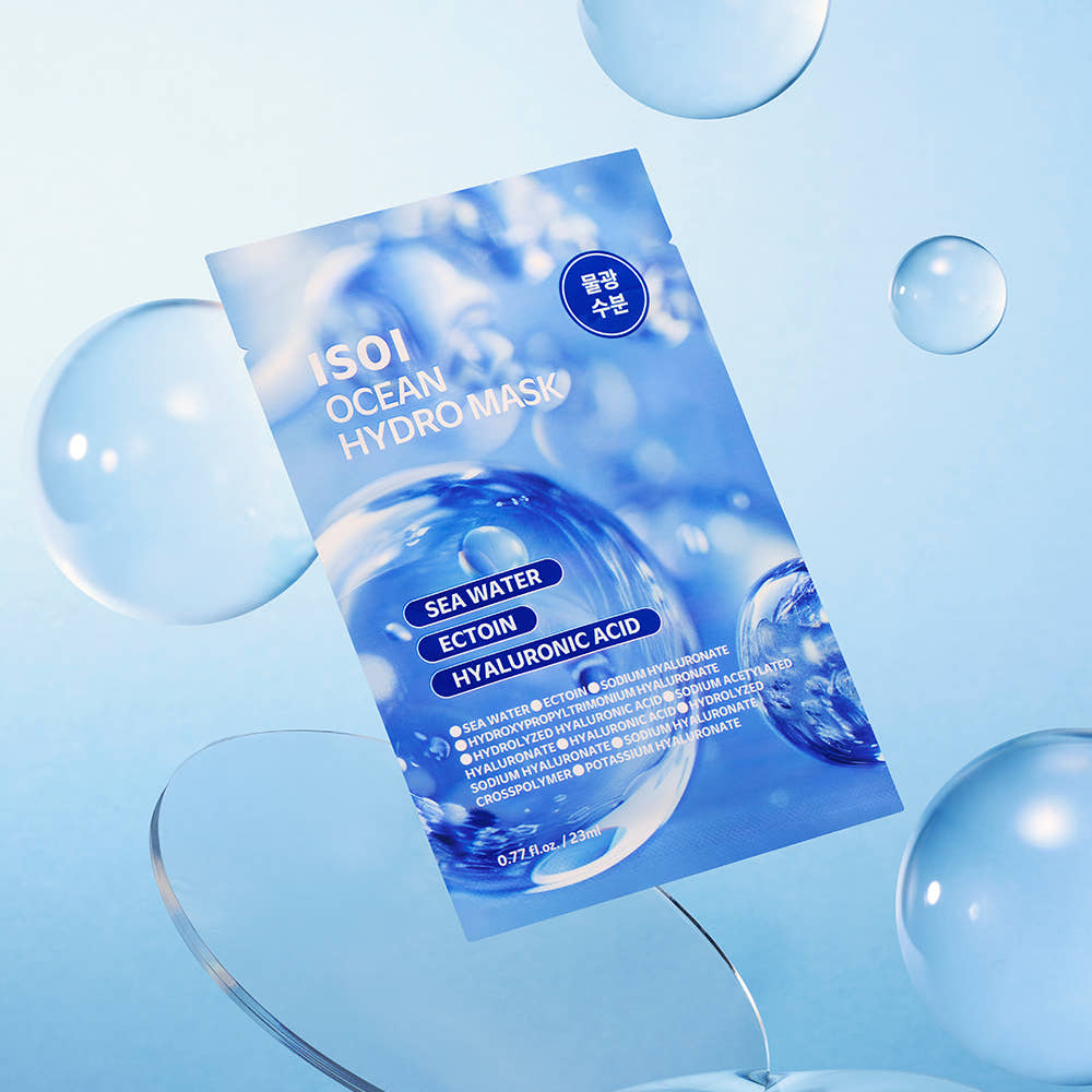 ISOI Ocean Hydro Mask 23ml 1 Sheet, masque hydratant de la marque ISOI, sur fond bleu océan, avec bulles.