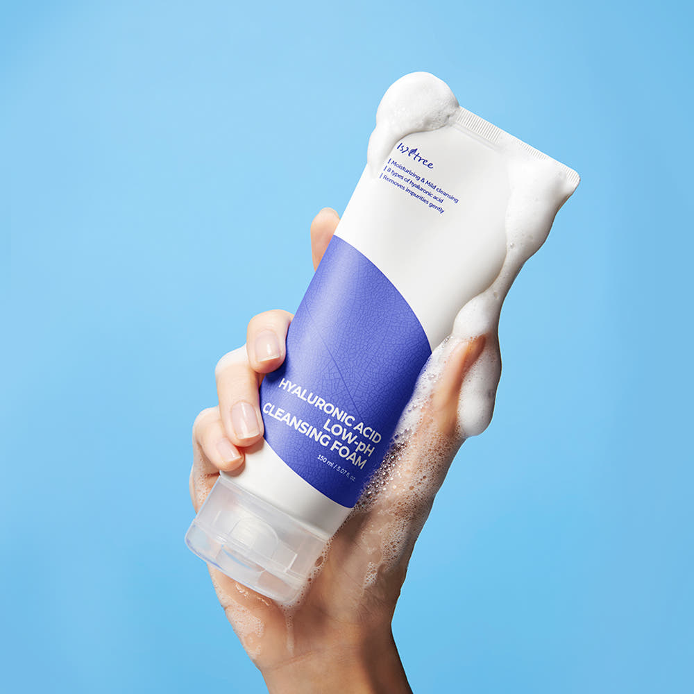 ISNTREE Hyaluronic Acid Low-pH Cleansing Foam 150ml