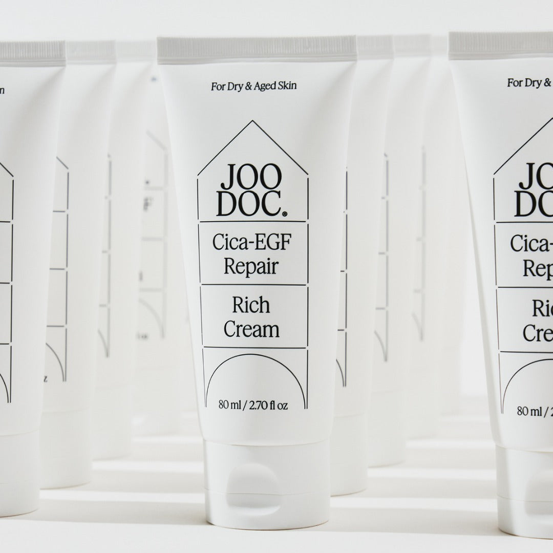 JOODOC Cica-EGF Repair Rich Cream 80ml, crème réparatrice, présentation sur étagère blanche, gamme Cica-EGF.