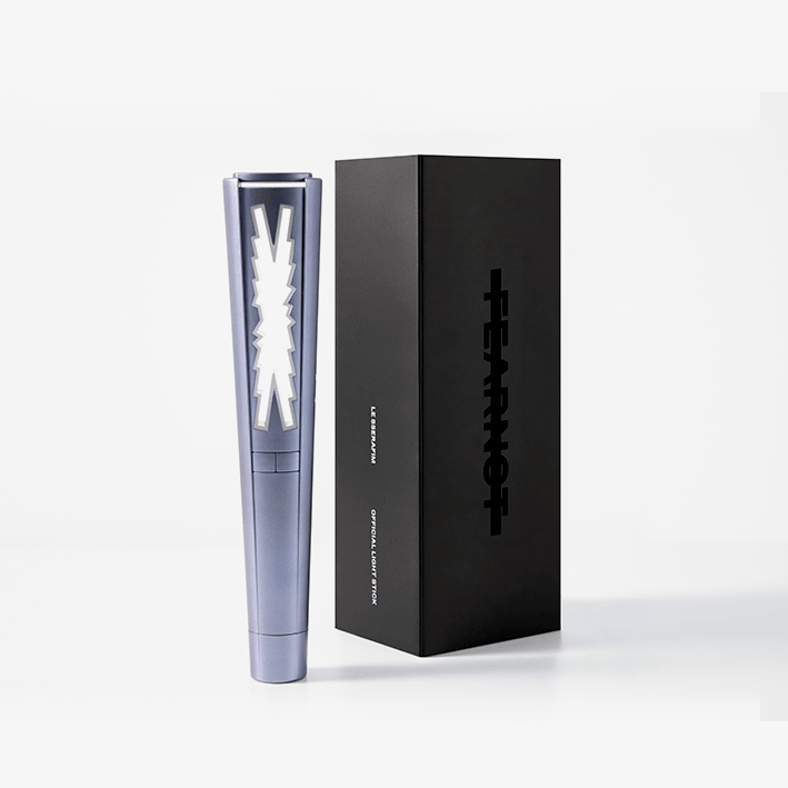 LE SSERAFIM Official Light Stick disponible sur Ma petite Coree, ton Eshop 100% K-beauty en direct de Seoul