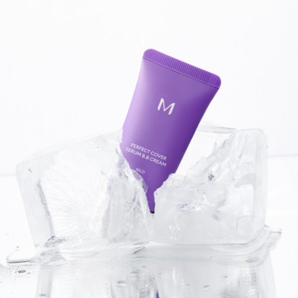 MISSHA M Perfect Cover Serum BB Cream 20ml/50ml, tube violet sur glace, style beauté, photo produit fond blanc.