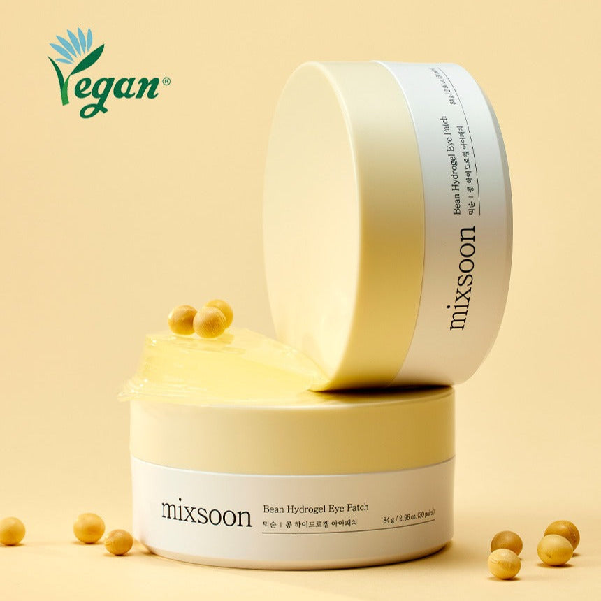 MIXSOON Bean Hydrogel Eye Patch 60 Sheets, marque MIXSOON, boîtes crème sur fond beige, patchs aux pois beiges
