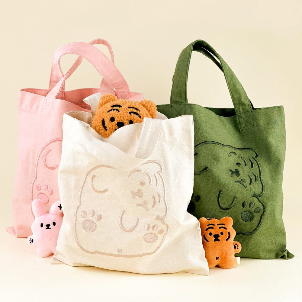 MUZIK TIGER Mini Tiger Eco Bag – détail n° 1 : tote bags rose, vert et ivoire à motif tigre avec peluches