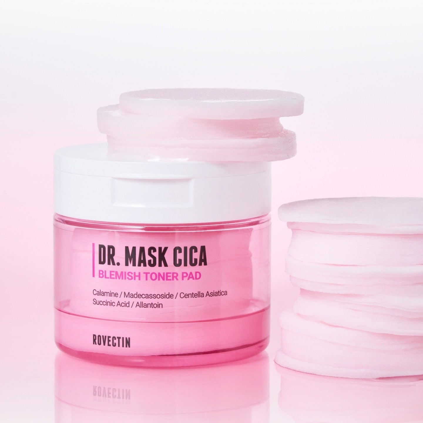 ROVECTIN Dr.Mask Cica Blemish Toner Pads 60 Sheets, boîte et tampons, sur fond rose pastel, marque ROVECTIN.