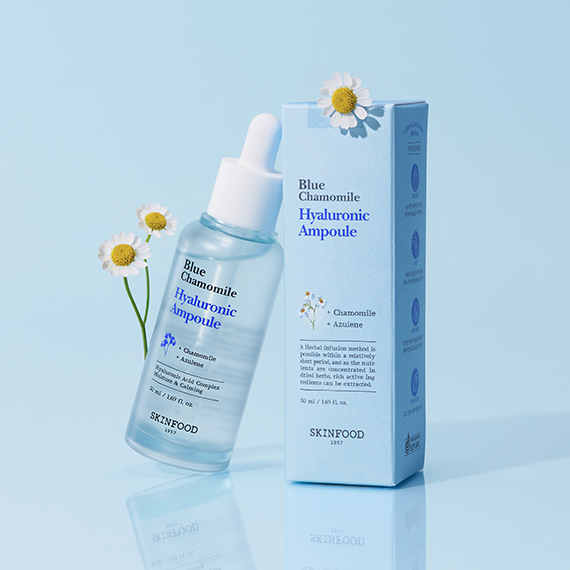 SKINFOOD Blue Chamomile Hyaluronic Ampoule 50ml disponible sur Ma petite Coree, ton Eshop 100% K-beauty en direct de Seoul