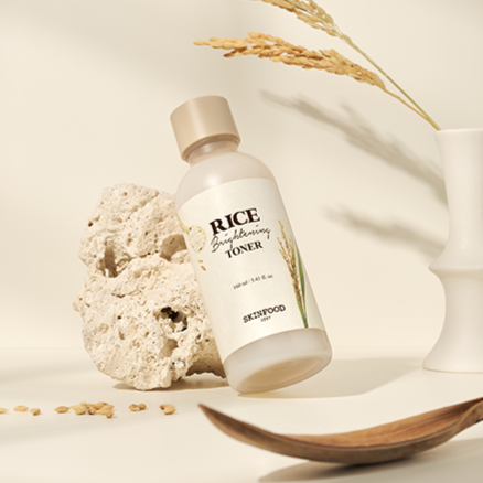 SKINFOOD Rice Brightening Toner 160ml disponible sur Ma petite Coree, ton Eshop 100% K-beauty en direct de Seoul