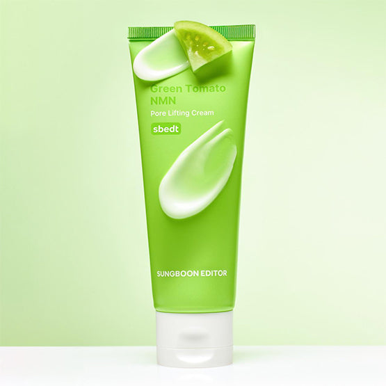 SUNGBOON EDITOR Green Tomato NMN Pore Lifting Cream 50ml : tube vert sur fond clair, crème anti-imperfections.