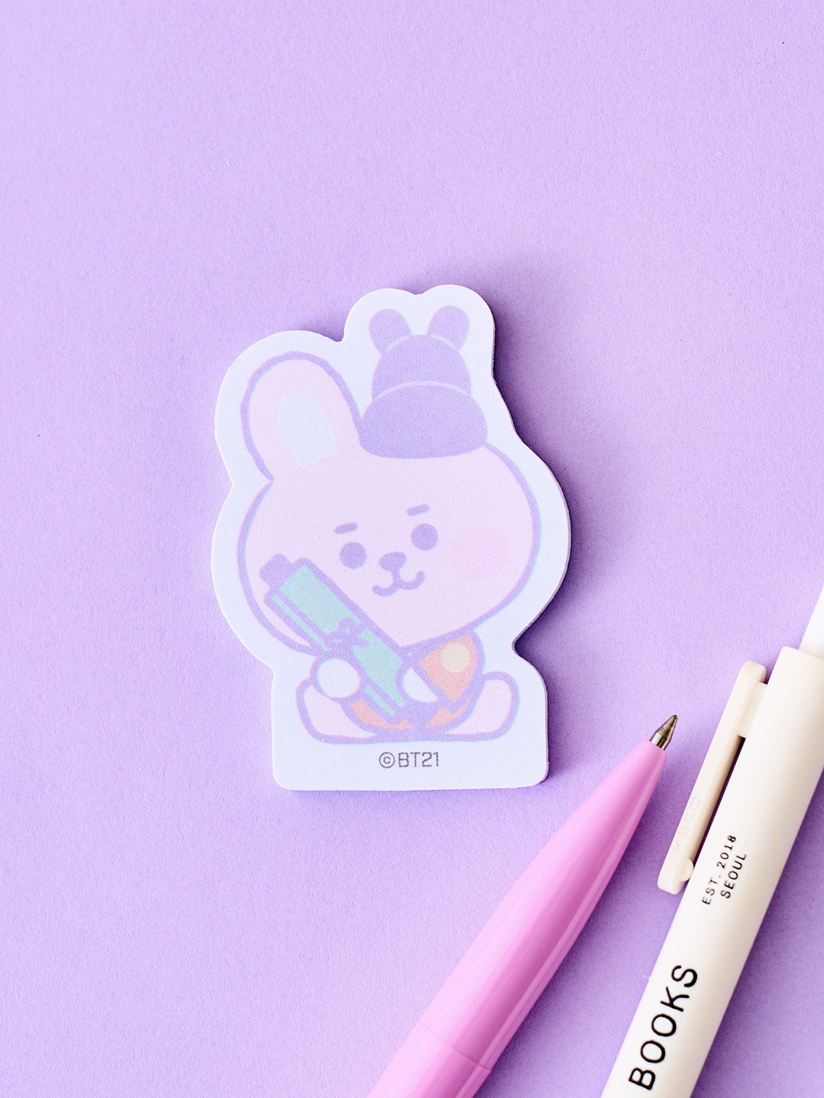 BT21 COOKY BABY MEMO NOTEPADS K-EDITION ver.2 : bloc notes officiel LINE FRIENDS avec COOKY sur fond violet, stylos