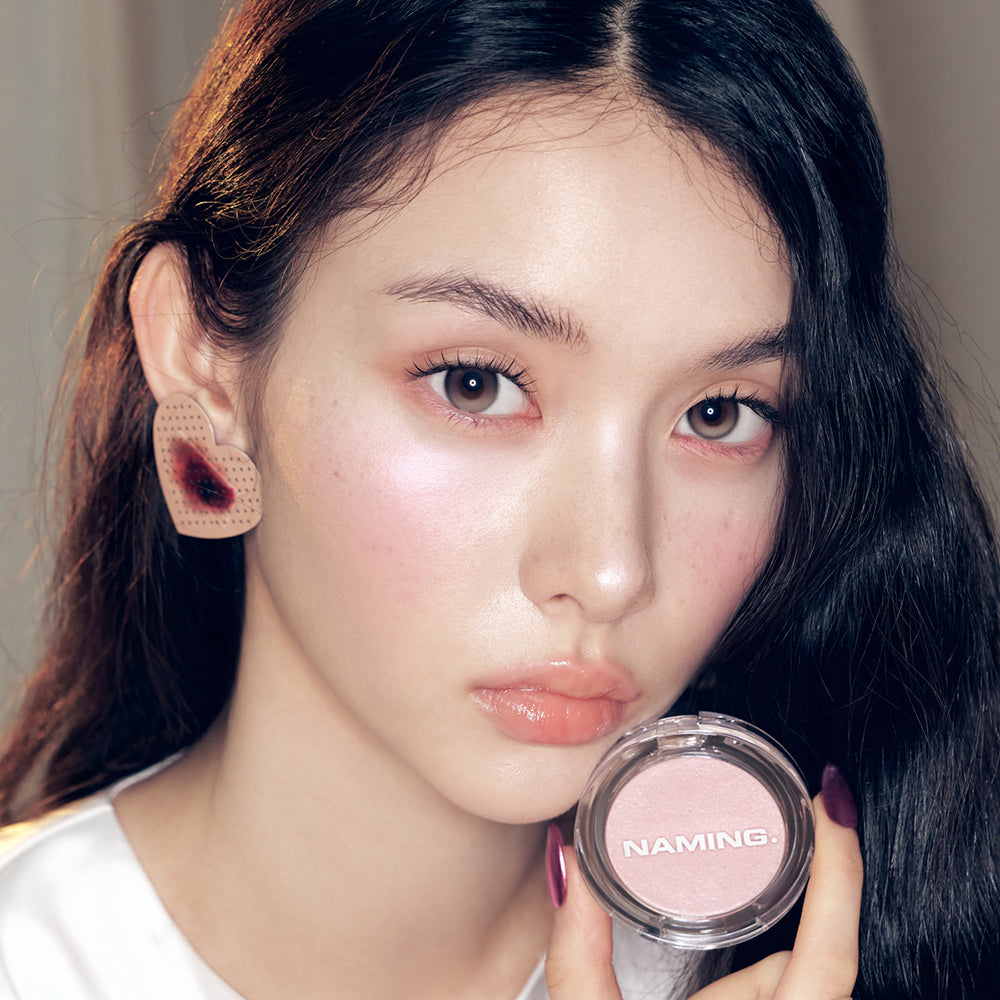 NAMING Fluffy Baked Highlighter