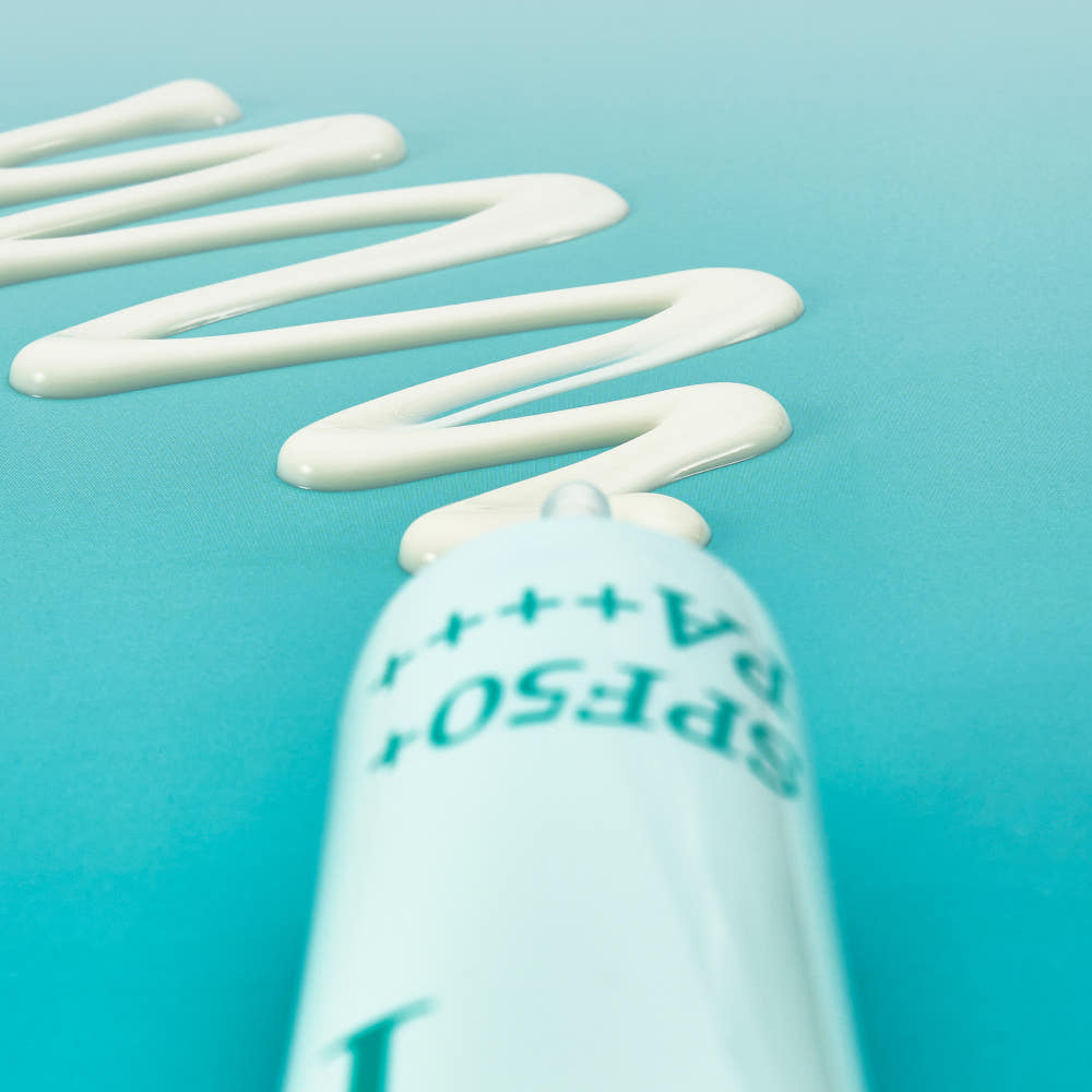 NUMBUZIN No. 1 Clear Filter Sun Essence SPF50+ PA++++50ml