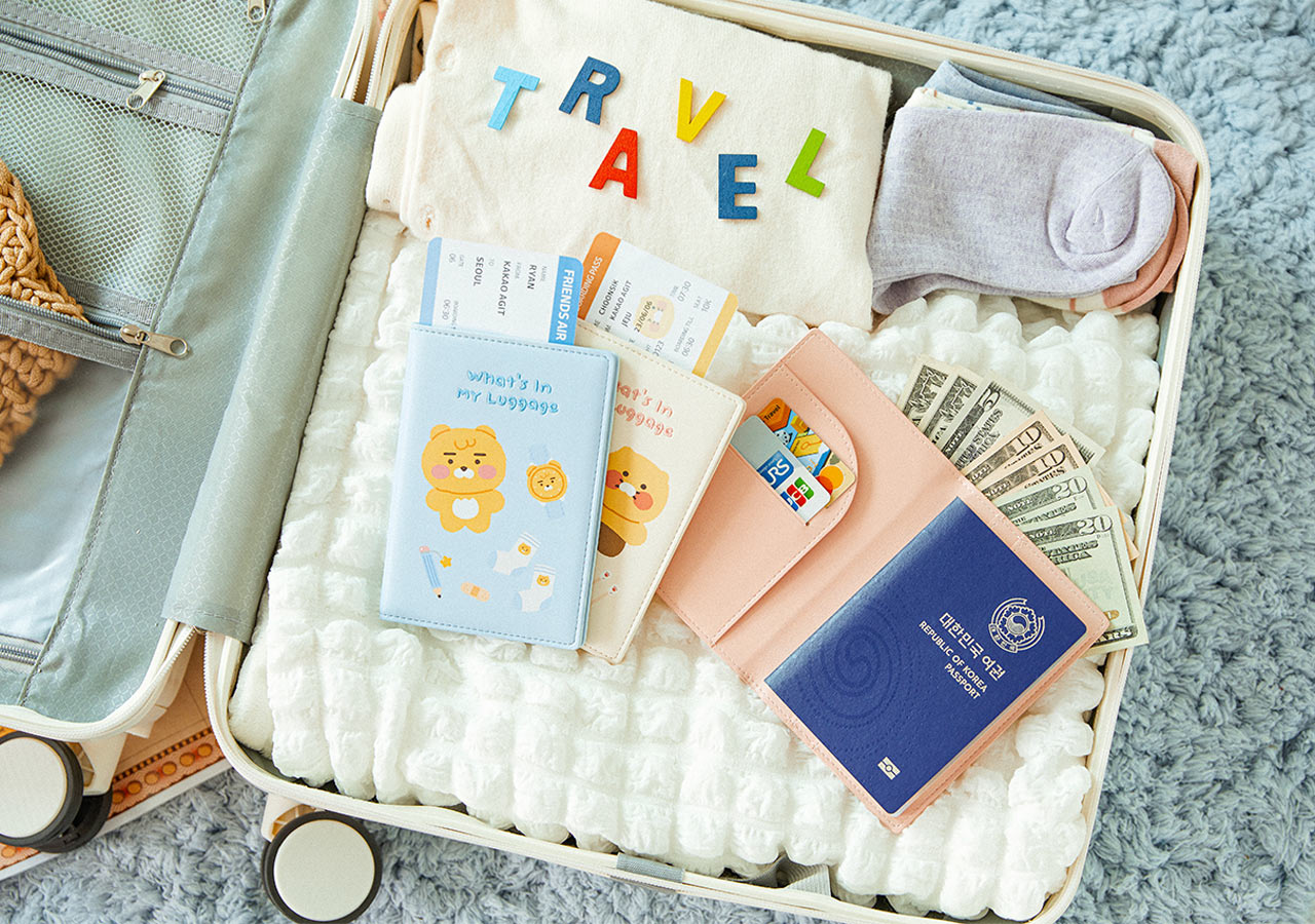 Etui Passeport Petite Apeach - Kakao Friends