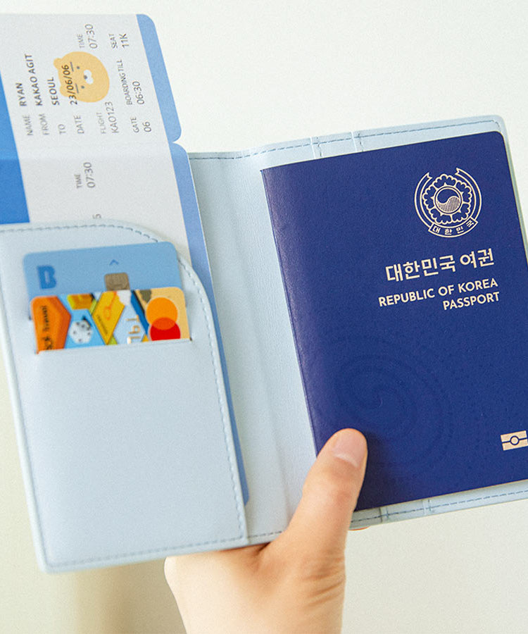 Etui Passeport Petite Apeach - Kakao Friends