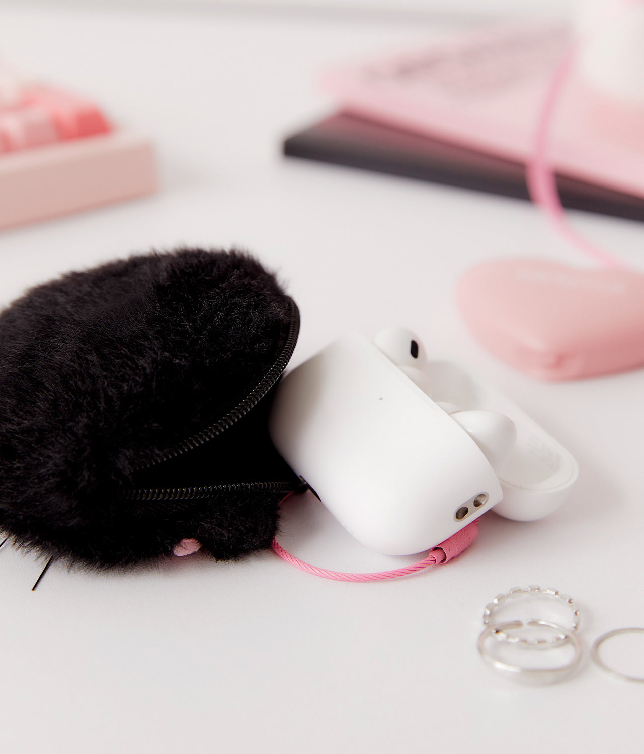 KAKAO FRIENDS - Noir MiniPochette Chunsik - Detail 5