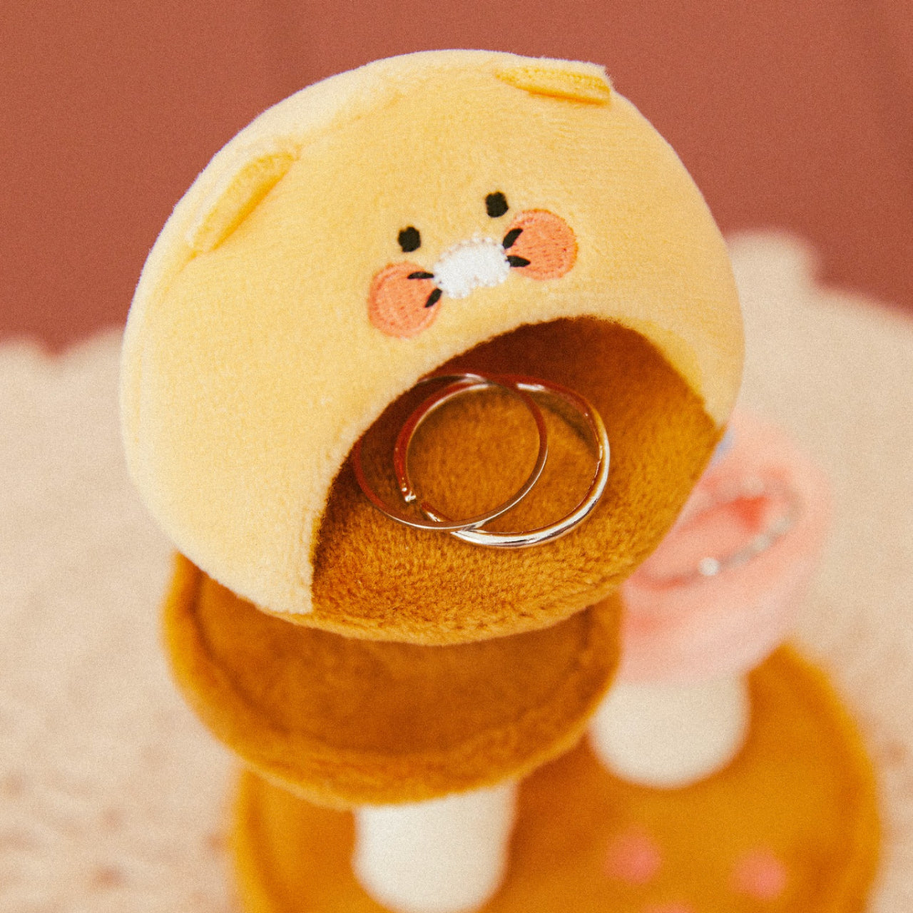 KAKAO FRIENDS - (OOTD) Peluche