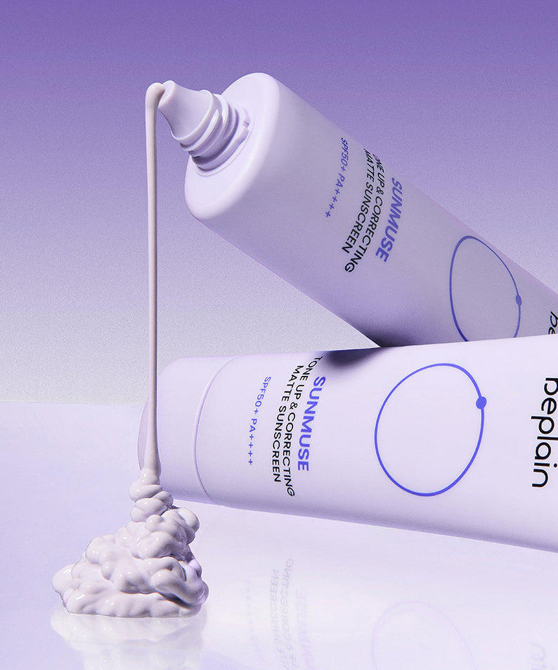BEPLAIN Sunmuse Toneup & Correting Matte Sunscreen SPF50+ PA++++ 50ml sur fond violet, pompe et texture crème